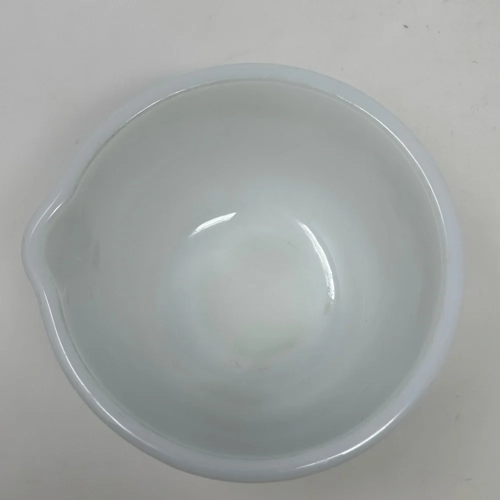 Vintage Sunbeam GlassBake White Milk Glass Mixing Bowl 6.5